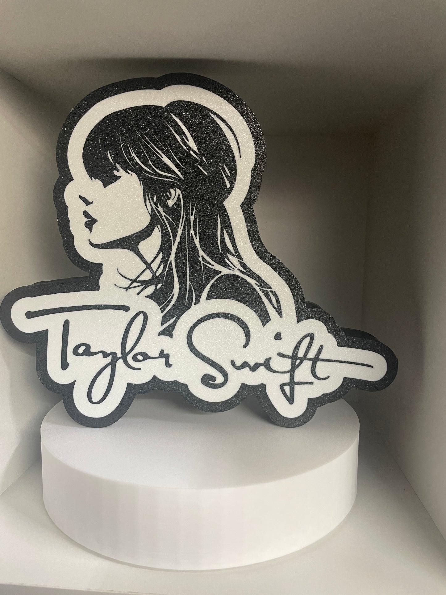 Taylor Swift Lightbox
